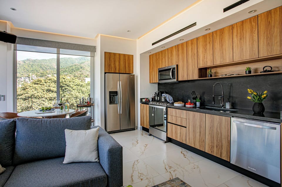 Create unforgettable meals in this kitchen, featuring a 6-burner gas stove and all the cookware you need for a perfect culinary experience in Puerto Vallarta.