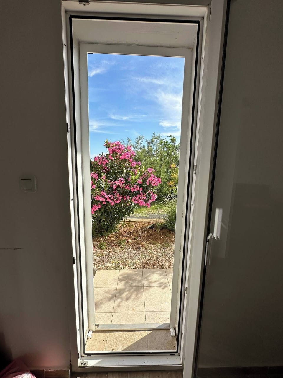 Apartment, 2 Bedrooms, Smoking, Balcony | Property entrance