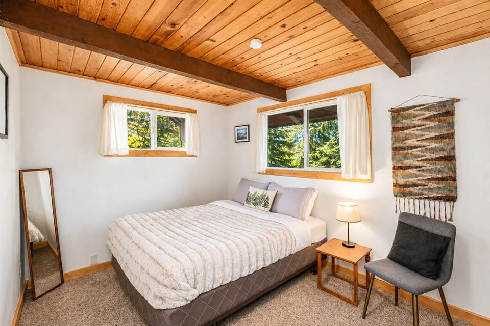 Bedroom with Queen Bed on Main Floor