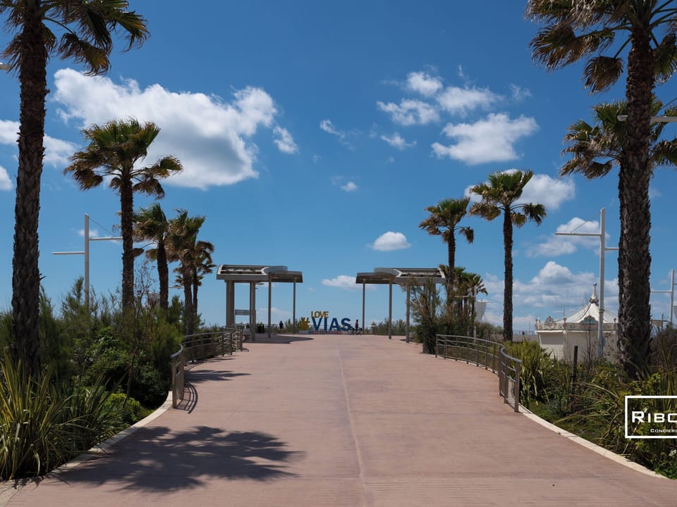 Promontory of Vias Plage