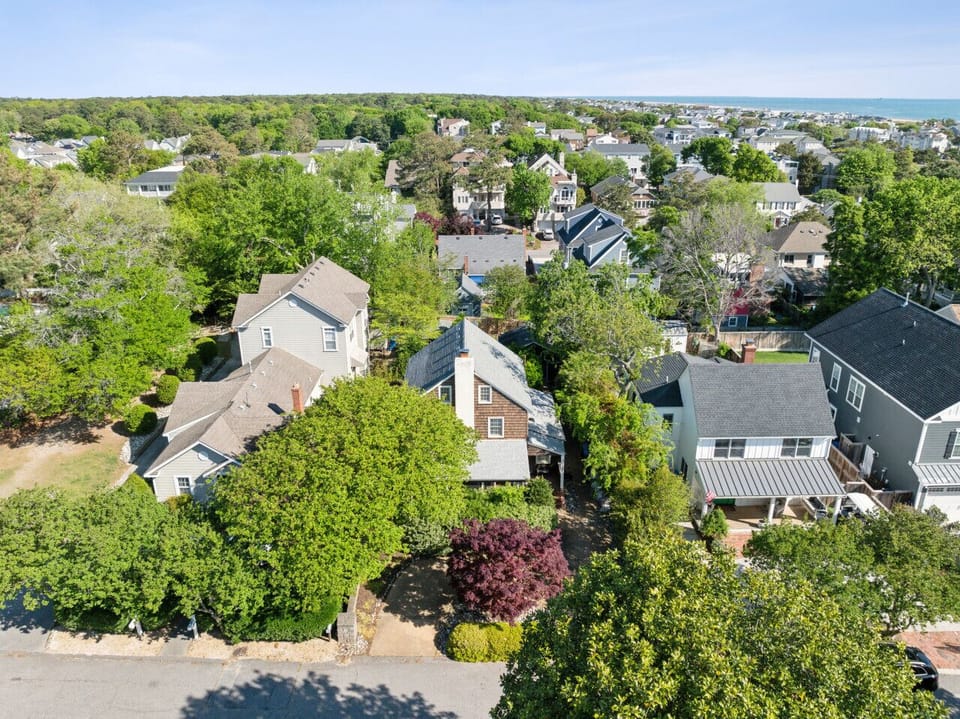 As you can see - this house is so close to the beach! Just a short 5-10 min walk!