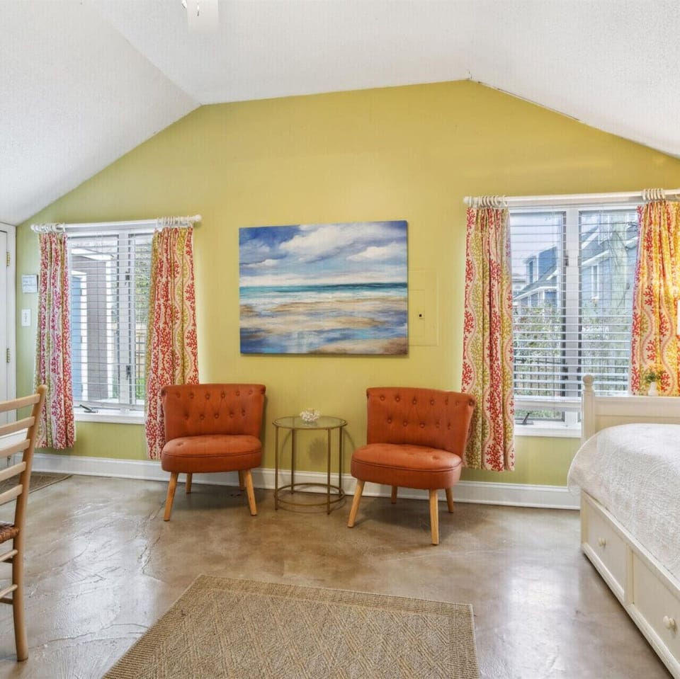 This studio has a cozy seating area so you can rest and relax, watch some TV or read after your day on the sand!
