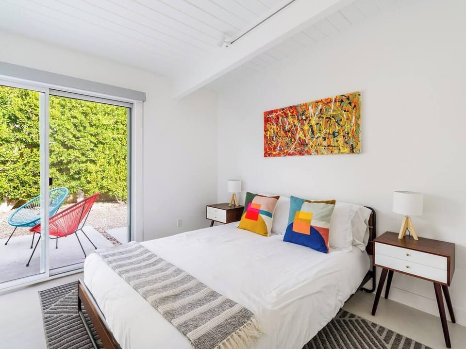 Guest Bedroom w/ Patio