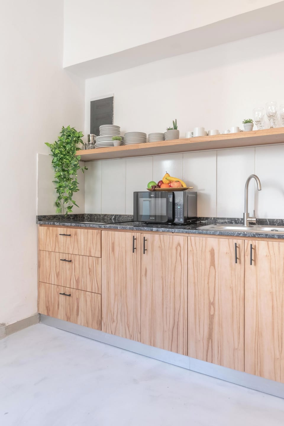 Apartment, 5 Bedrooms | Private kitchen