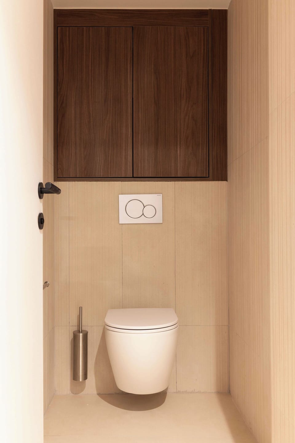 Apartment | Bathroom | Hair dryer, towels, shampoo