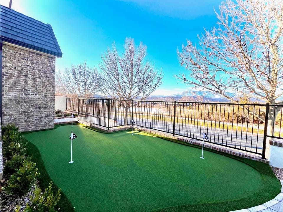Private 4 hole mini golf green