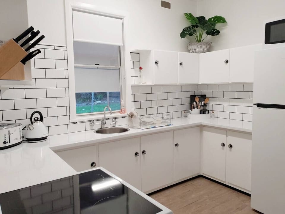 Bright, fresh kitchen