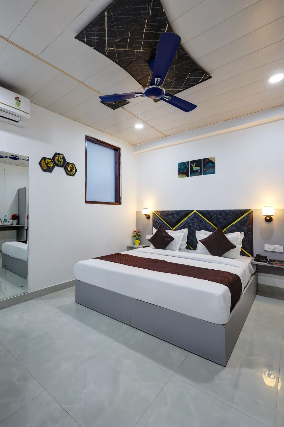 Deluxe Room | Soundproofing, free WiFi, bed sheets