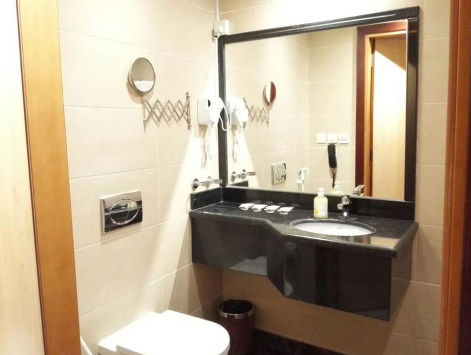 Basic Double Room, City View | In-room safe, iron/ironing board, free WiFi, bed sheets