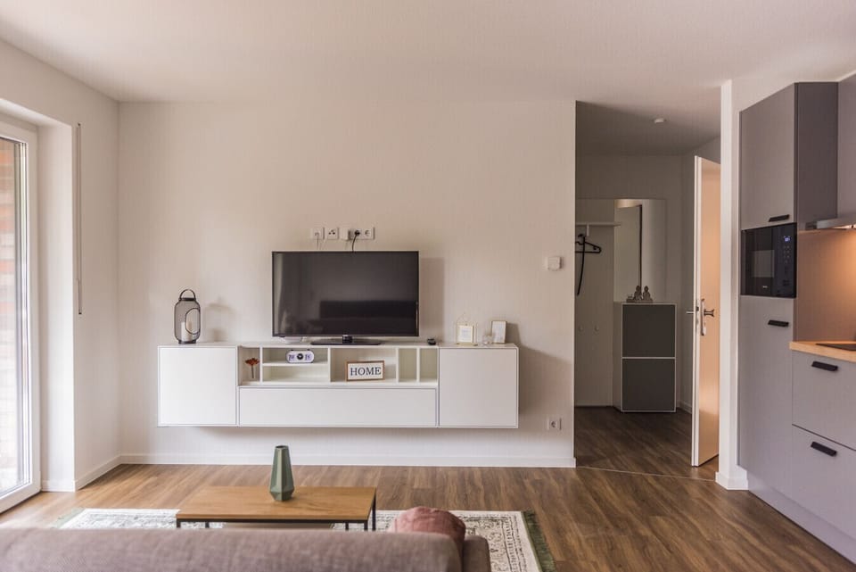 TV und Wohnzimmer