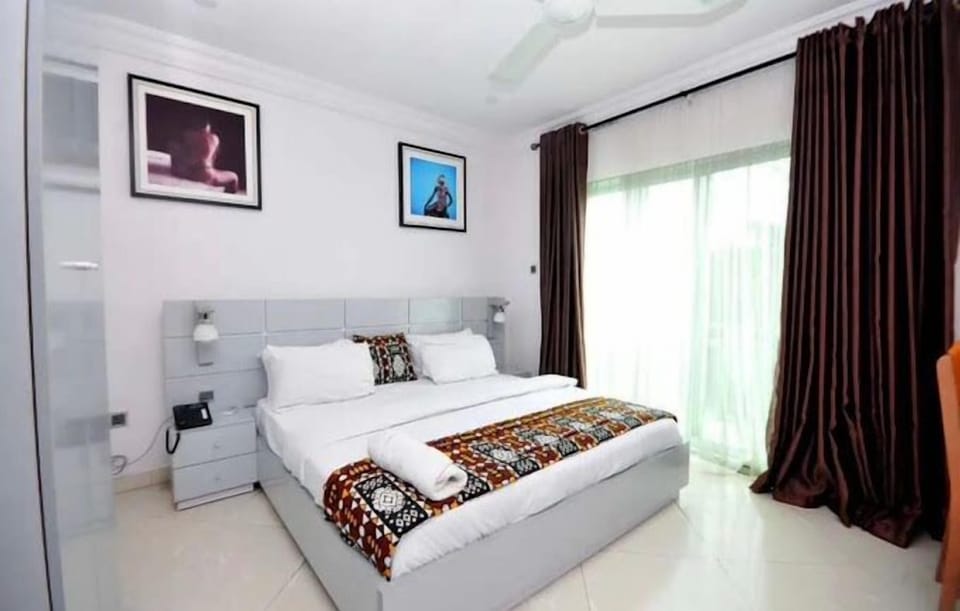 Junior Room, Balcony, Beach View | Desk, laptop workspace, blackout drapes, soundproofing