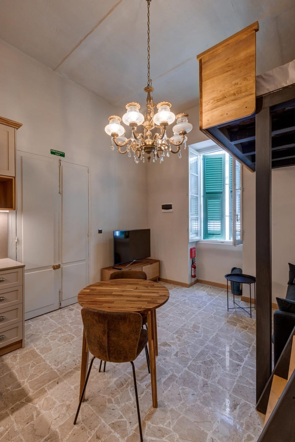 House | 1 bedroom