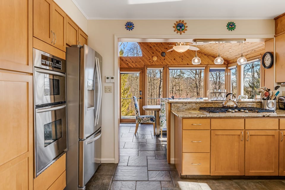 Two Ovens - Perfect For the Holidays
