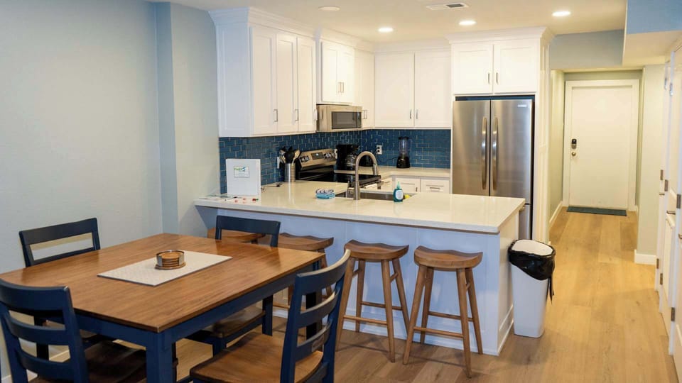Condo, Multiple Beds, Patio, Garden View (Bahia Mar #112F) | Private kitchen | Fridge, microwave, oven, stovetop