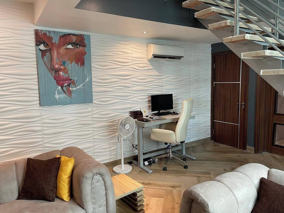 Standard Apartment, Balcony, City View | Living area