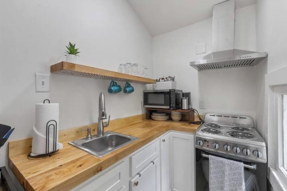 Unit 2 kitchen