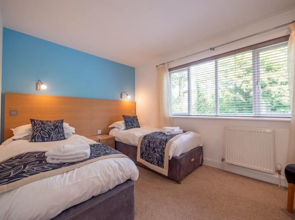 Twin bedroom haven cottage