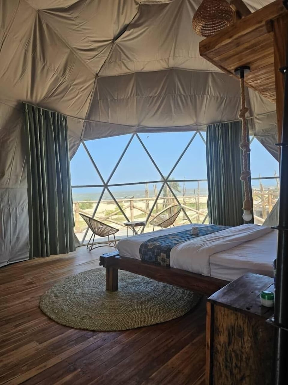Luxury Tent, Beach View | Laptop workspace, bed sheets