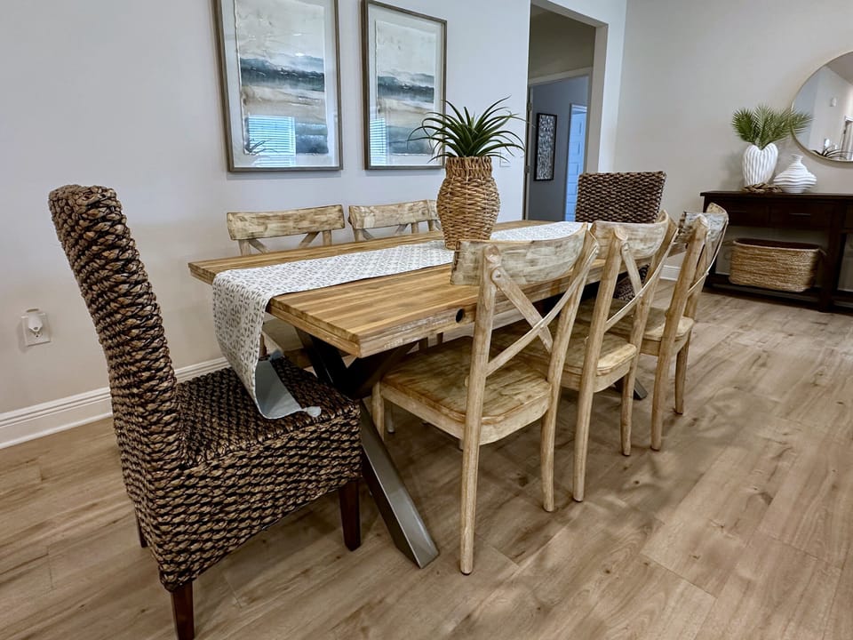 Main dining table seats 8 comfortably!