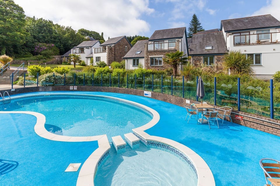 Outdoor swimming pool