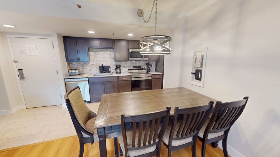 Architecture, Building, Dining Room, Dining Table, Furniture