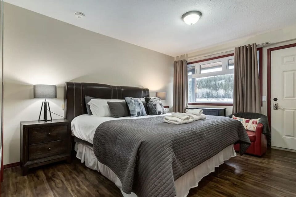 King bed