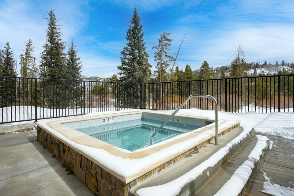Community Shared Hot Tub