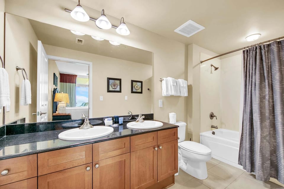Aqua Resort 711 Apartment in Panama City Beach