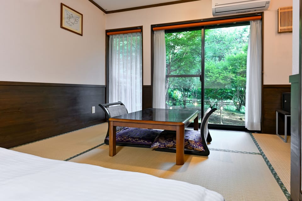 Basic Twin Room | Free WiFi