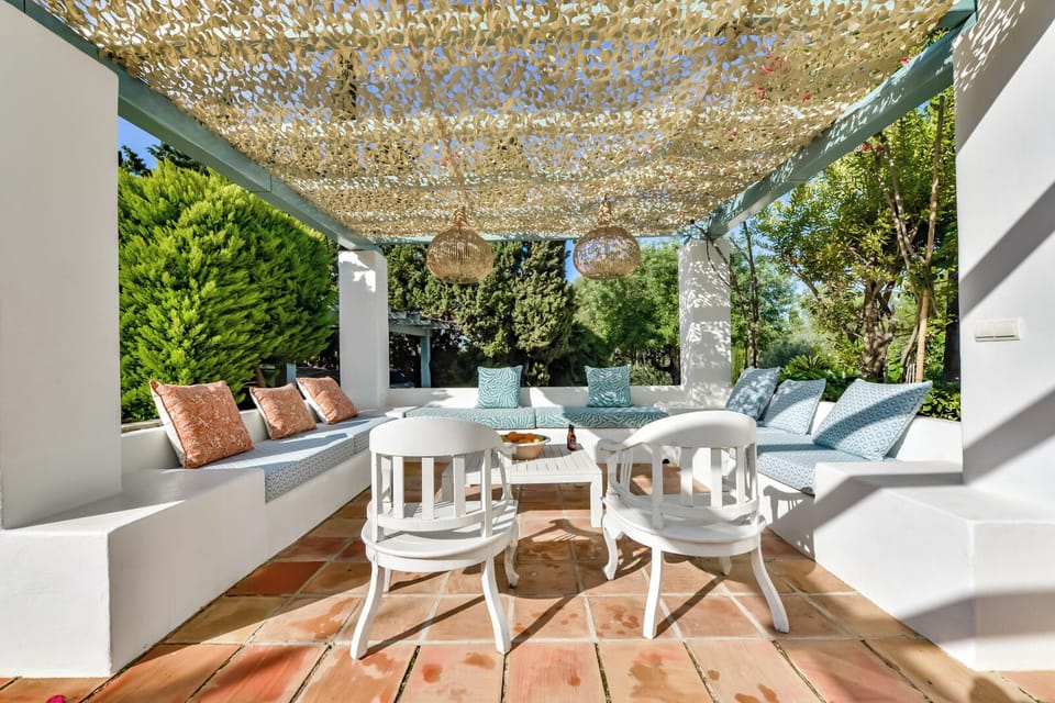 Bisserot - By Almarina Villas (6609)