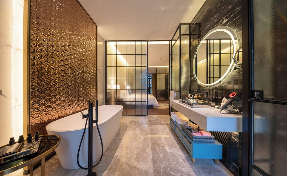 Signature Double Room, Courtyard View | Bathroom | Slippers
