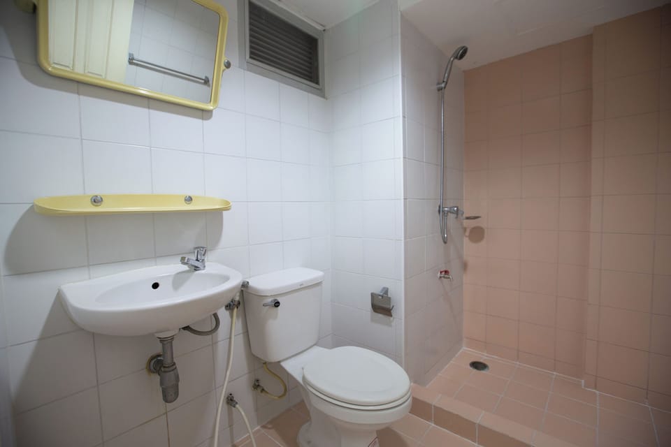 Superior Room, 1 Bedroom | Bathroom