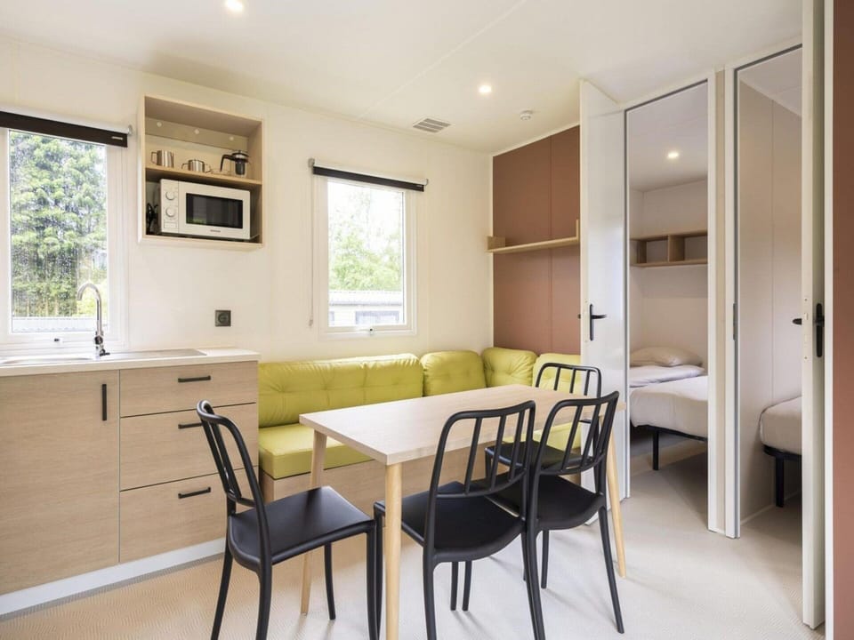 Apartment | Dining