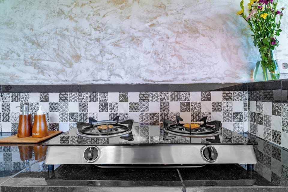 Villa, 1 Bedroom, Private Pool | Private kitchen | Fridge, microwave, stovetop, cookware/dishes/utensils