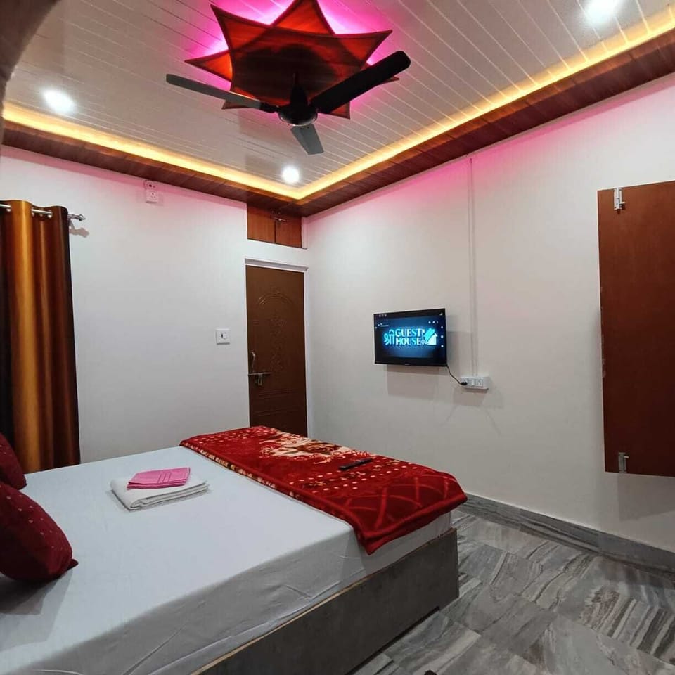 Deluxe Room, Balcony | Desk, free WiFi