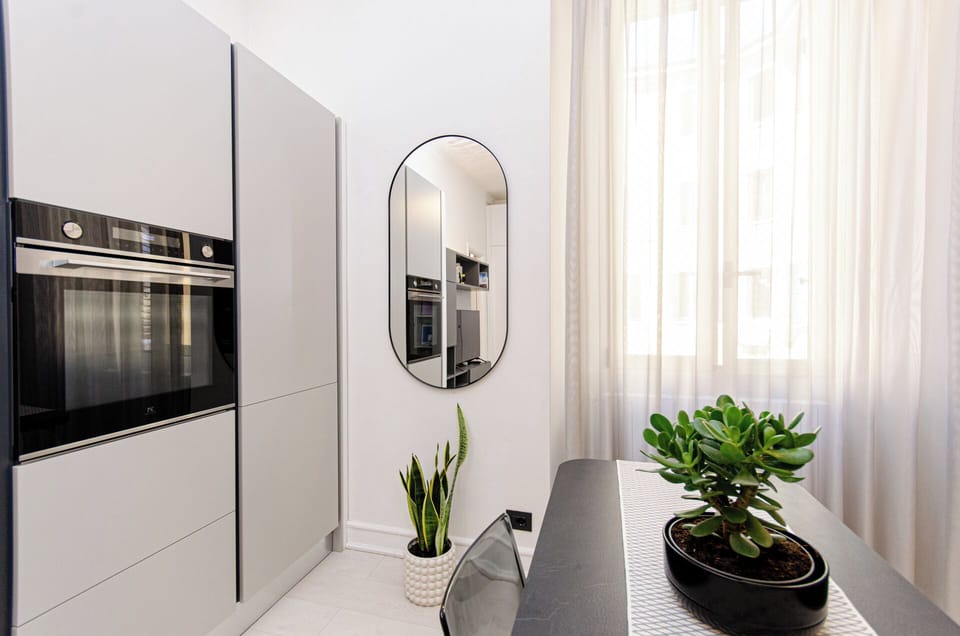 Apartment | Living area | Smart TV