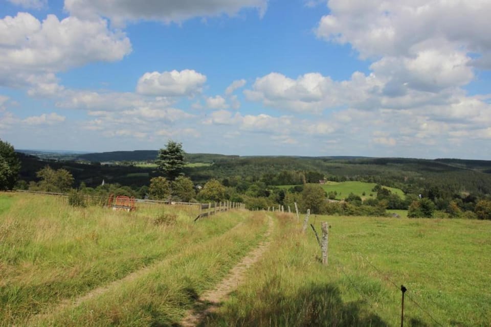 Surroundings [summer] (1-5 km)