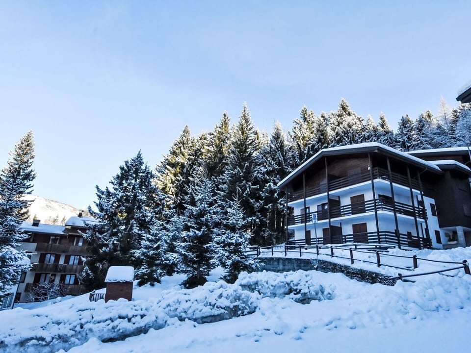 Wood, Winter, Glacial Landform, Freezing, Snow, Ice Cap, Hardwood, Log Cabin, Plank, Lumber