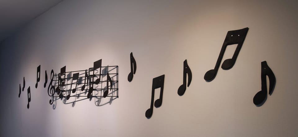 Musical theme on bottom floor