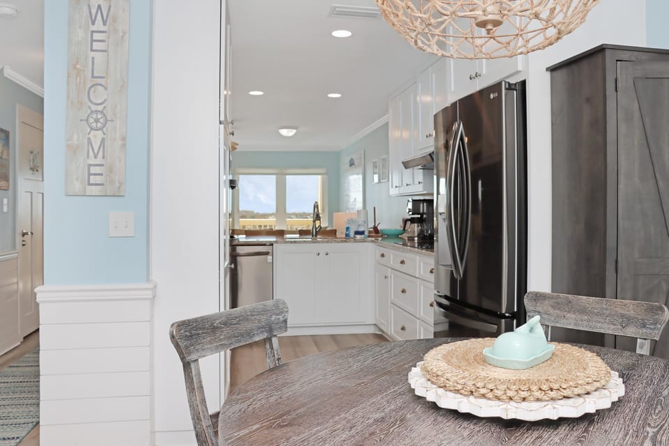 House, Multiple Beds (Sea Cliff A5 - Sunset Shores) | Private kitchen | Oven, toaster