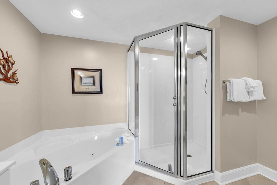 Majestic Beach Towers 2-801 Apartment in Long Beach