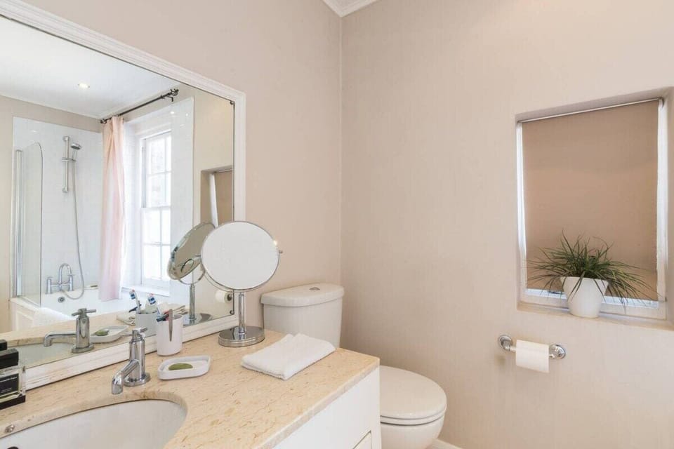 Stylish 1-bed With a Roof Terrace Apartment in City of Westminster