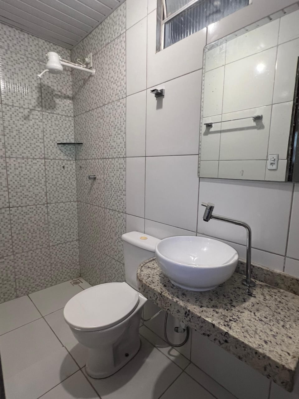 Basic Double or Twin Room | Bathroom | Shower, towels, soap, shampoo