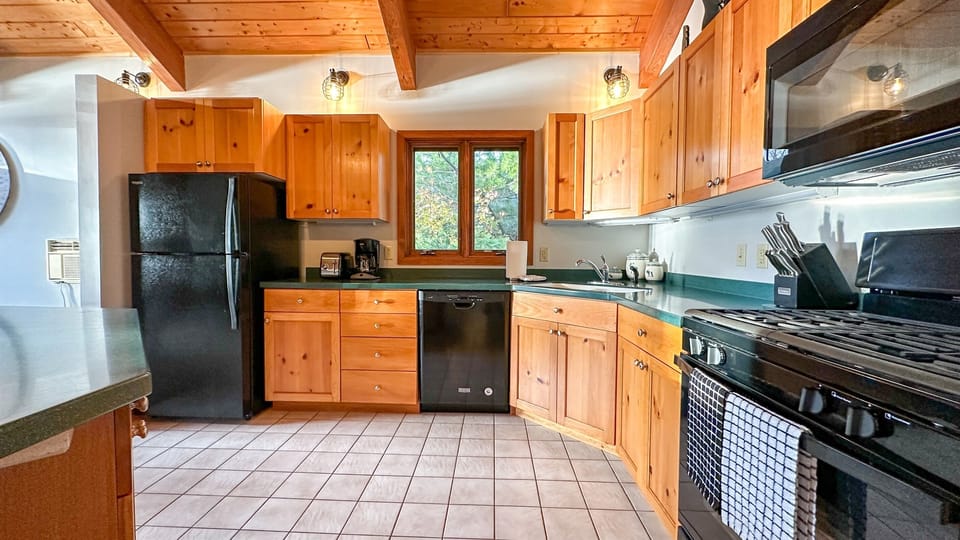 Fully Stocked Kitchen