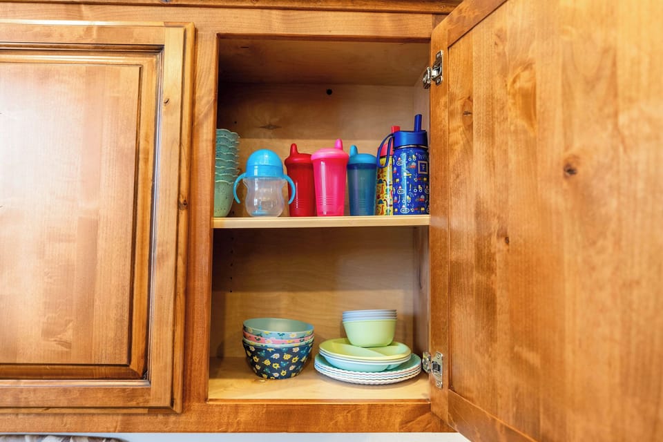 Kid friendly dishware and cups 