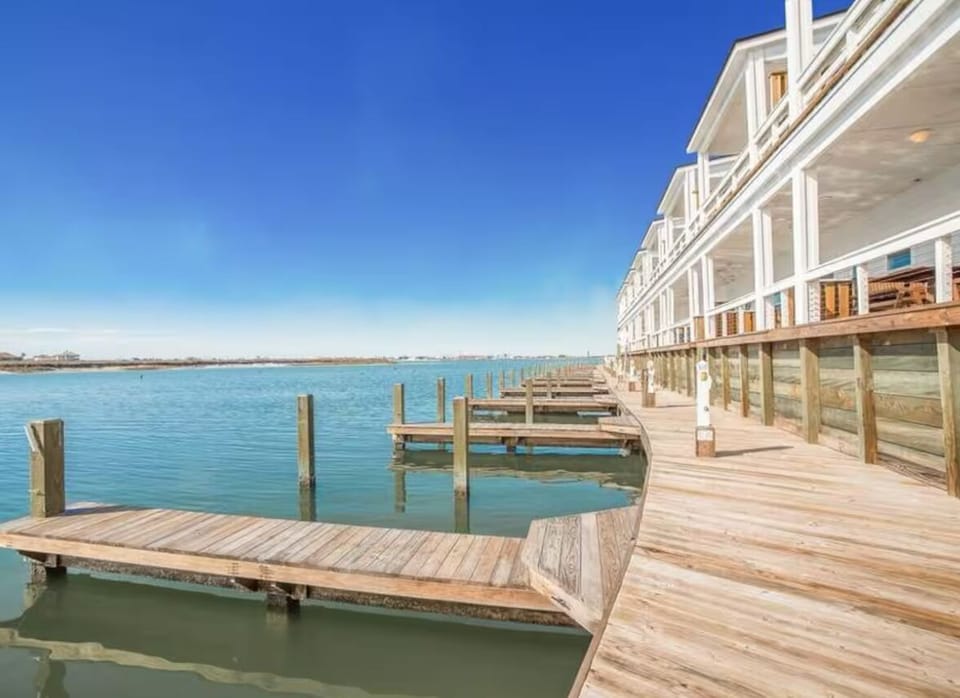 Boat Slips available to rent! $40 per day, $120 per week and $350 per month