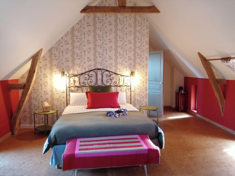 Superior Double Room | Desk, free WiFi, bed sheets