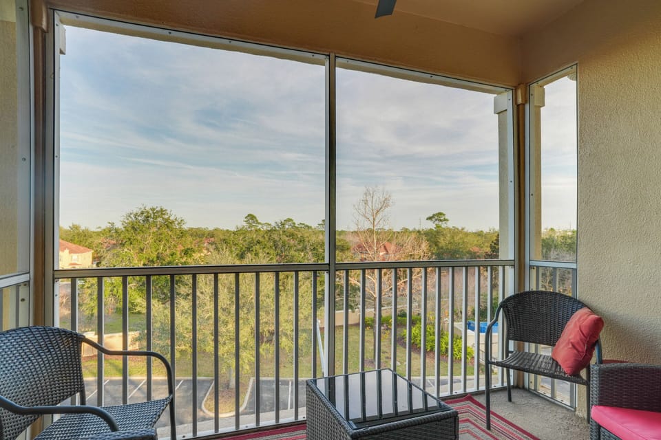 Screened-In Balcony | Seating