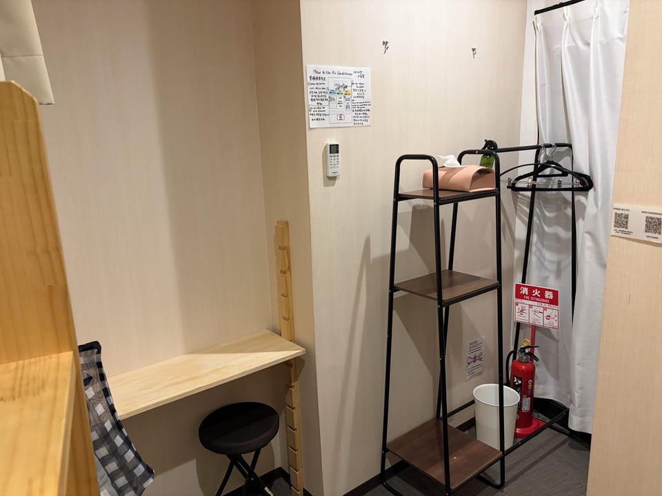 Standard Quadruple Room | Free WiFi, bed sheets