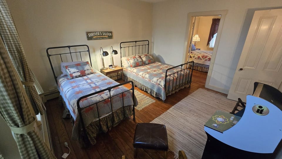 Bedroom with side table and lamps